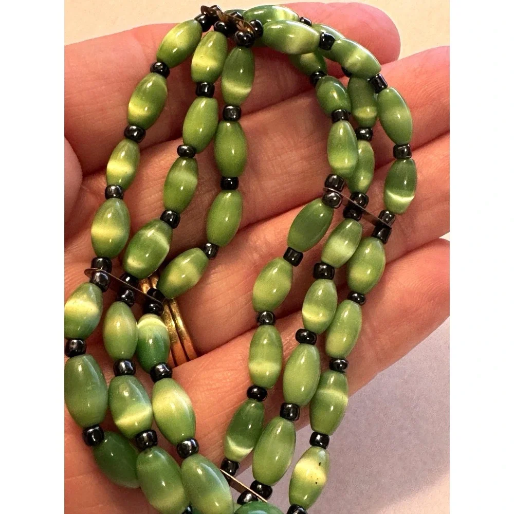 Vintage Green Cats Eye Bead 3‎ Row Memory Wire Coil Bracelet Adjustable